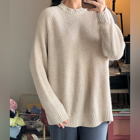 Basic Sweater - Picture 1 of 3